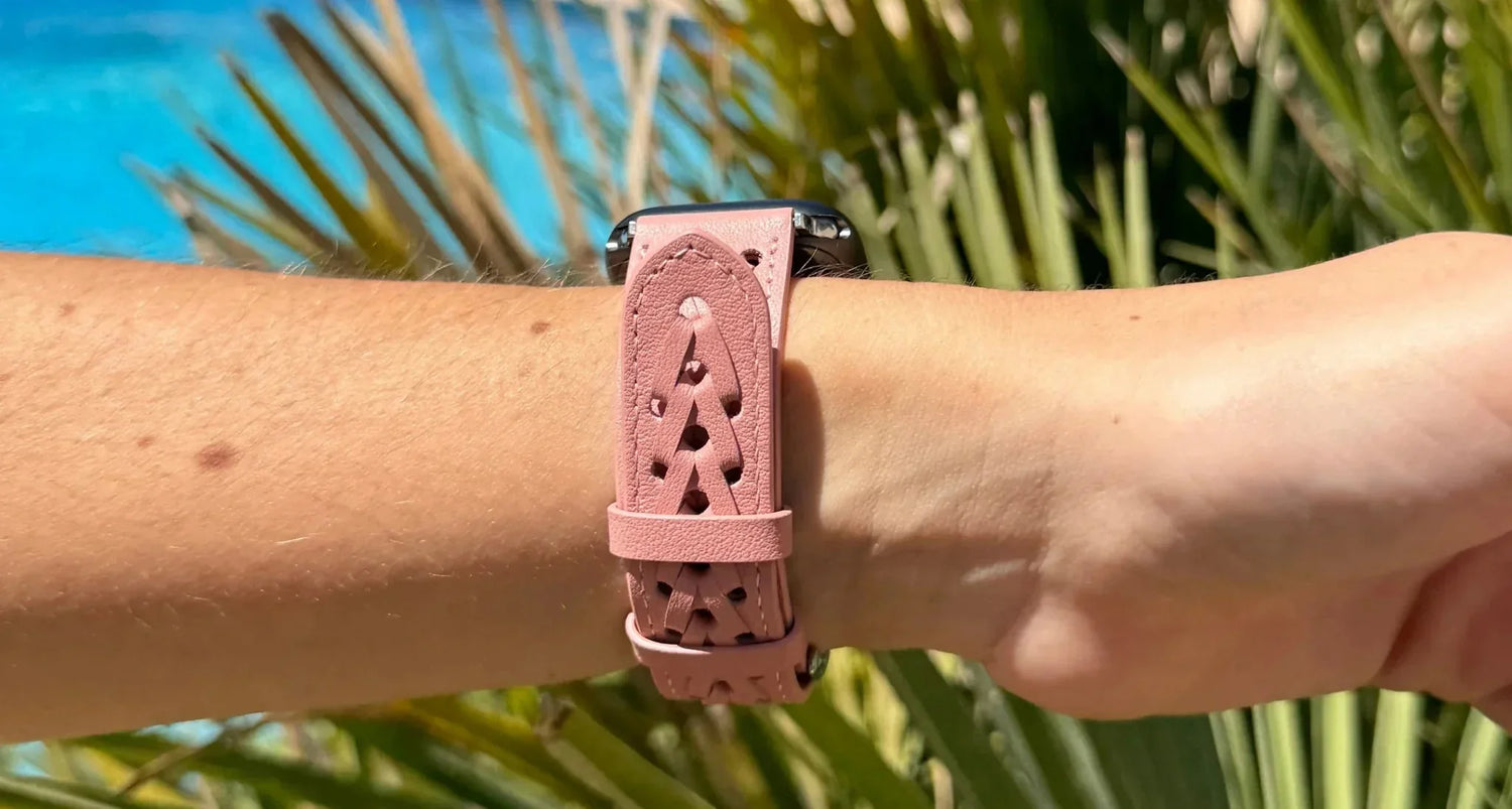 Bracelet pour femmes : Quel Bracelet en Cuir pour Apple Watch choisir en 2025 ? - quickz-it